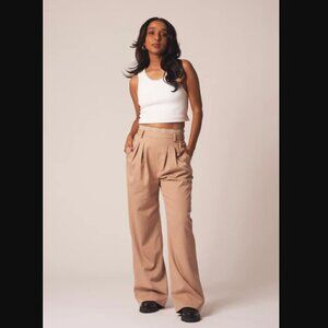 East on Rodeo Tan Petite Trousers 10 Short